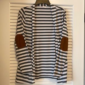 Women’s medium jacket/ sweater..